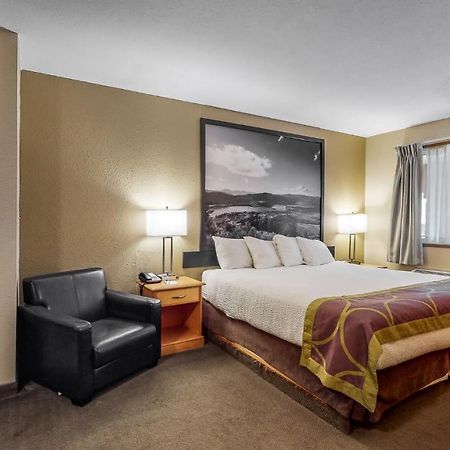 Park Inn By Radisson Osoyoos Extérieur photo