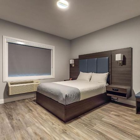 Park Inn By Radisson Osoyoos Extérieur photo