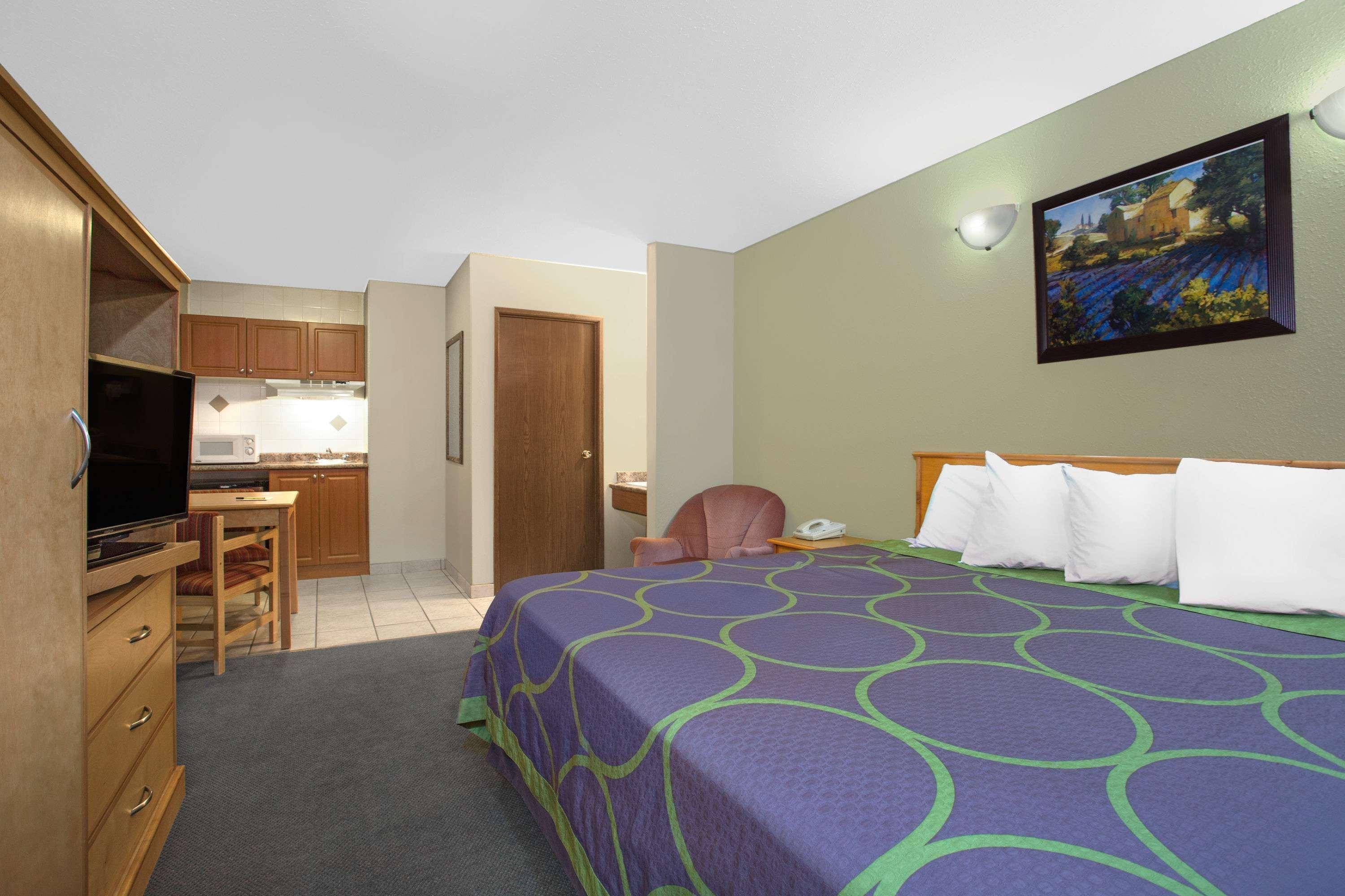 Park Inn By Radisson Osoyoos Extérieur photo